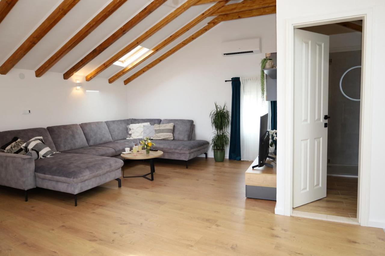 Holiday House Nono سومارتين المظهر الخارجي الصورة